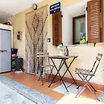 Prázdninový dům House - Centro Casa Indipendente Con Area Esterna - Wifi
