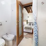 Prázdninový dům House - Centro Casa Indipendente Con Area Esterna - Wifi Baveno
