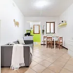 House - Centro Casa Indipendente Con Area Esterna - Wifi Prázdninový dům *