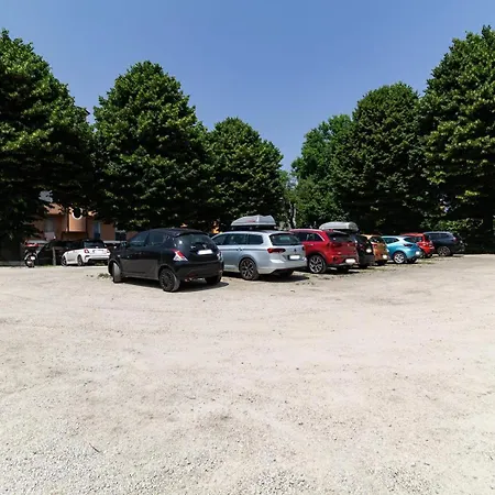 House - Centro Casa Indipendente Con Area Esterna - Wifi Vakantiehuis