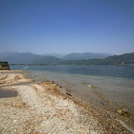 House - Centro Casa Indipendente Con Area Esterna - Wifi Nyaraló