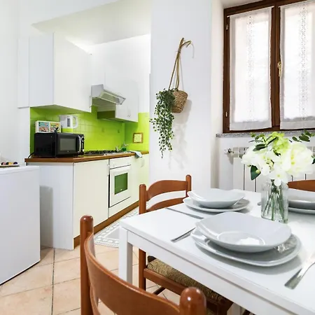 House - Centro Casa Indipendente Con Area Esterna - Wifi 巴韦诺