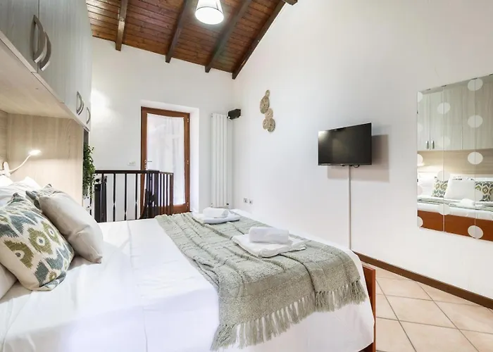 House - Centro Casa Indipendente Con Area Esterna - Wifi 度假居 *