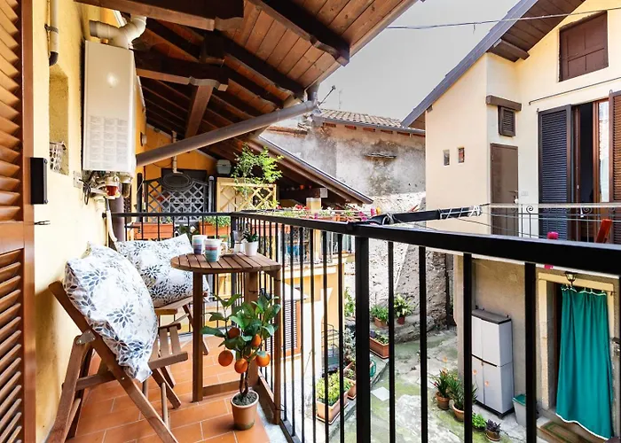 Vakantiehuis House - Centro Casa Indipendente Con Area Esterna - Wifi *