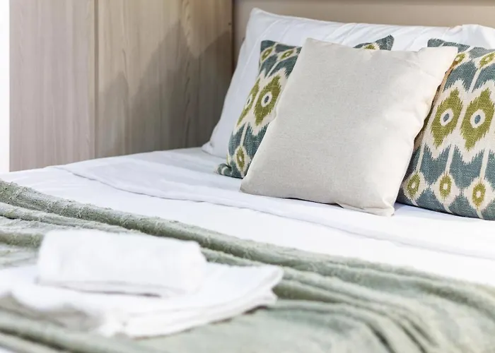 Vakantiehuis House - Centro Casa Indipendente Con Area Esterna - Wifi *