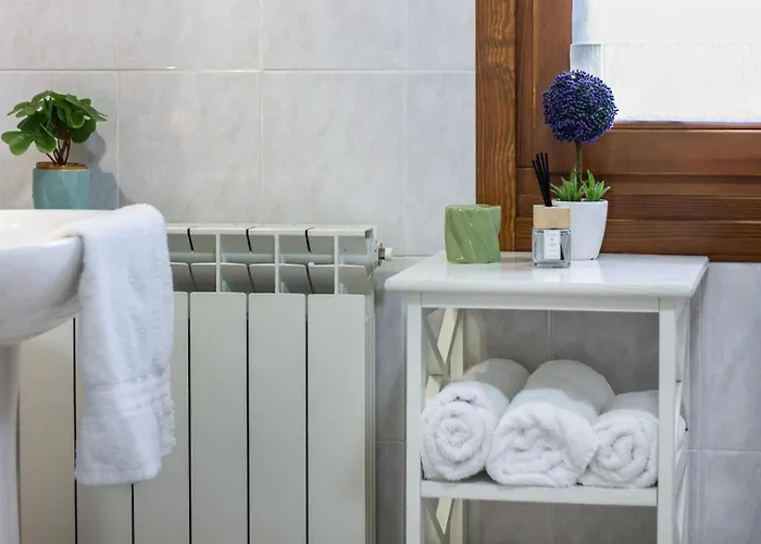 House - Centro Casa Indipendente Con Area Esterna - Wifi 펜션 *