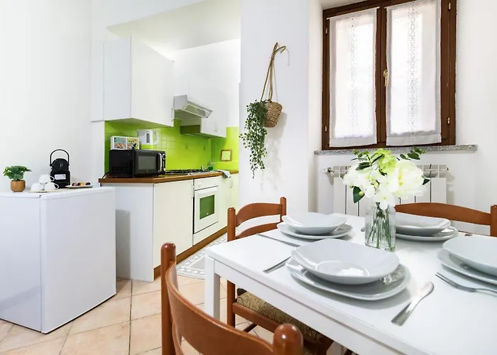 House - Centro Casa Indipendente Con Area Esterna - Wifi 巴韦诺