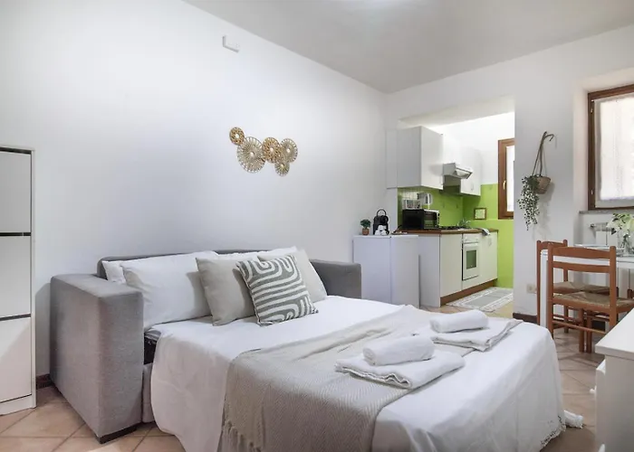 Vakantiehuis House - Centro Casa Indipendente Con Area Esterna - Wifi *